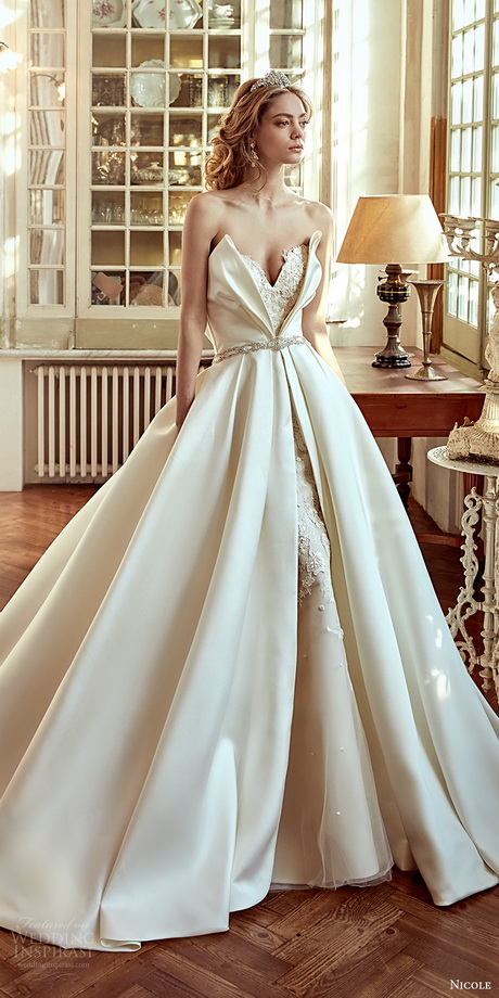 Nicole sposa 2017