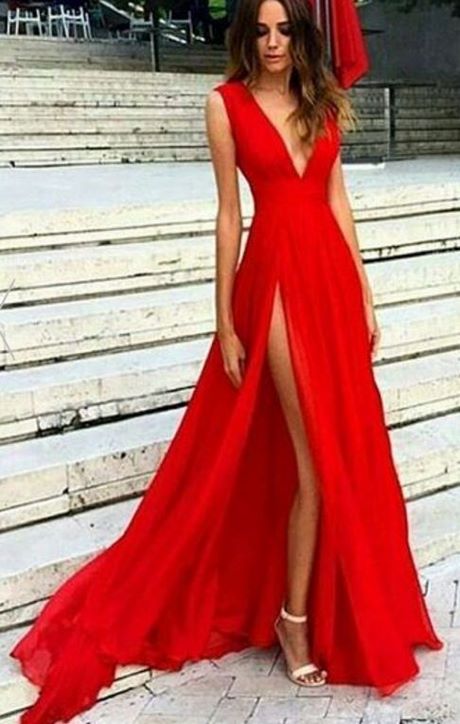 Vestito rosso scollato