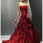 Vestito da sposa rosso significato